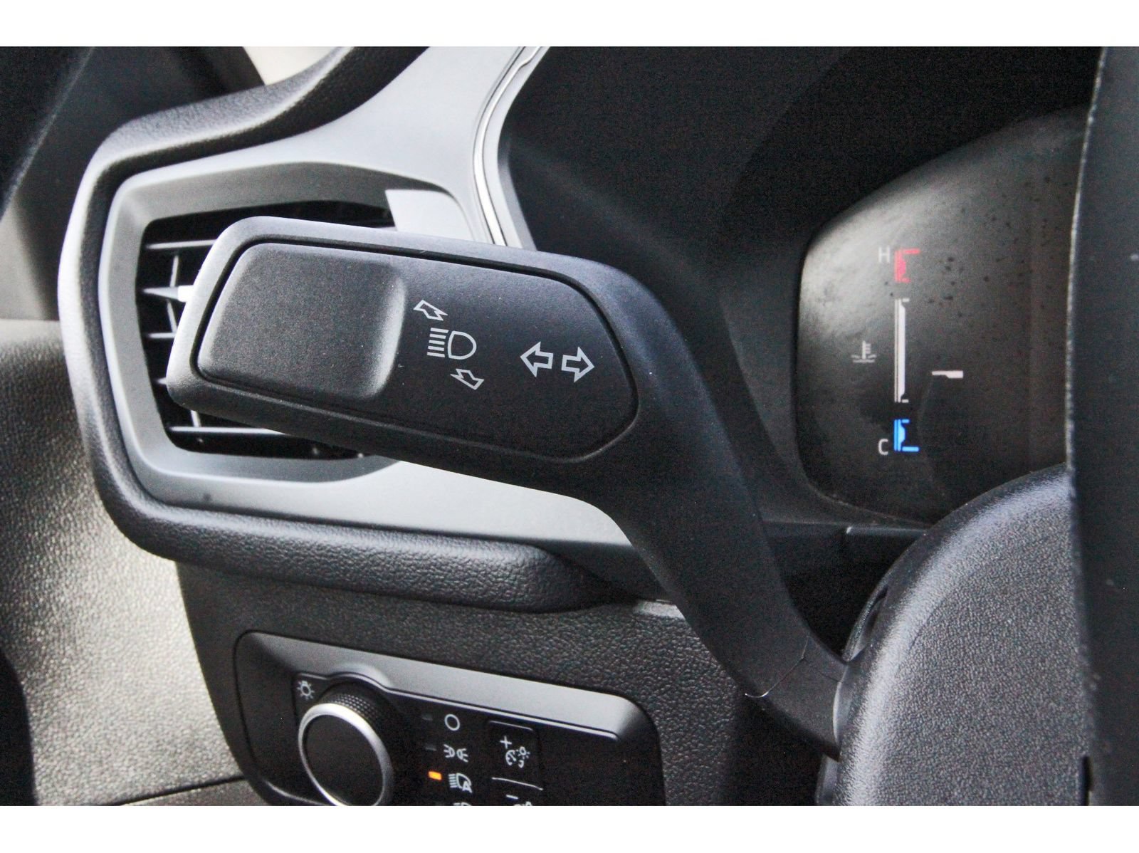 Used 2025 Ford Escape Active FWD image 21