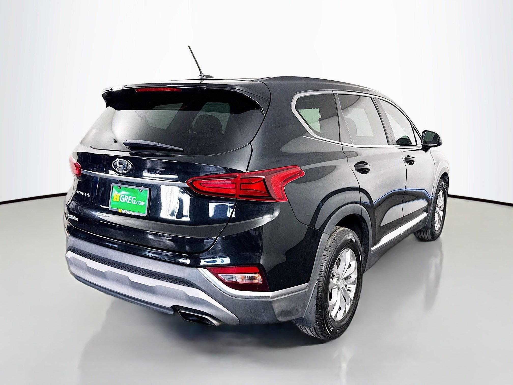 Used 2020 Hyundai Santa Fe SE image 10