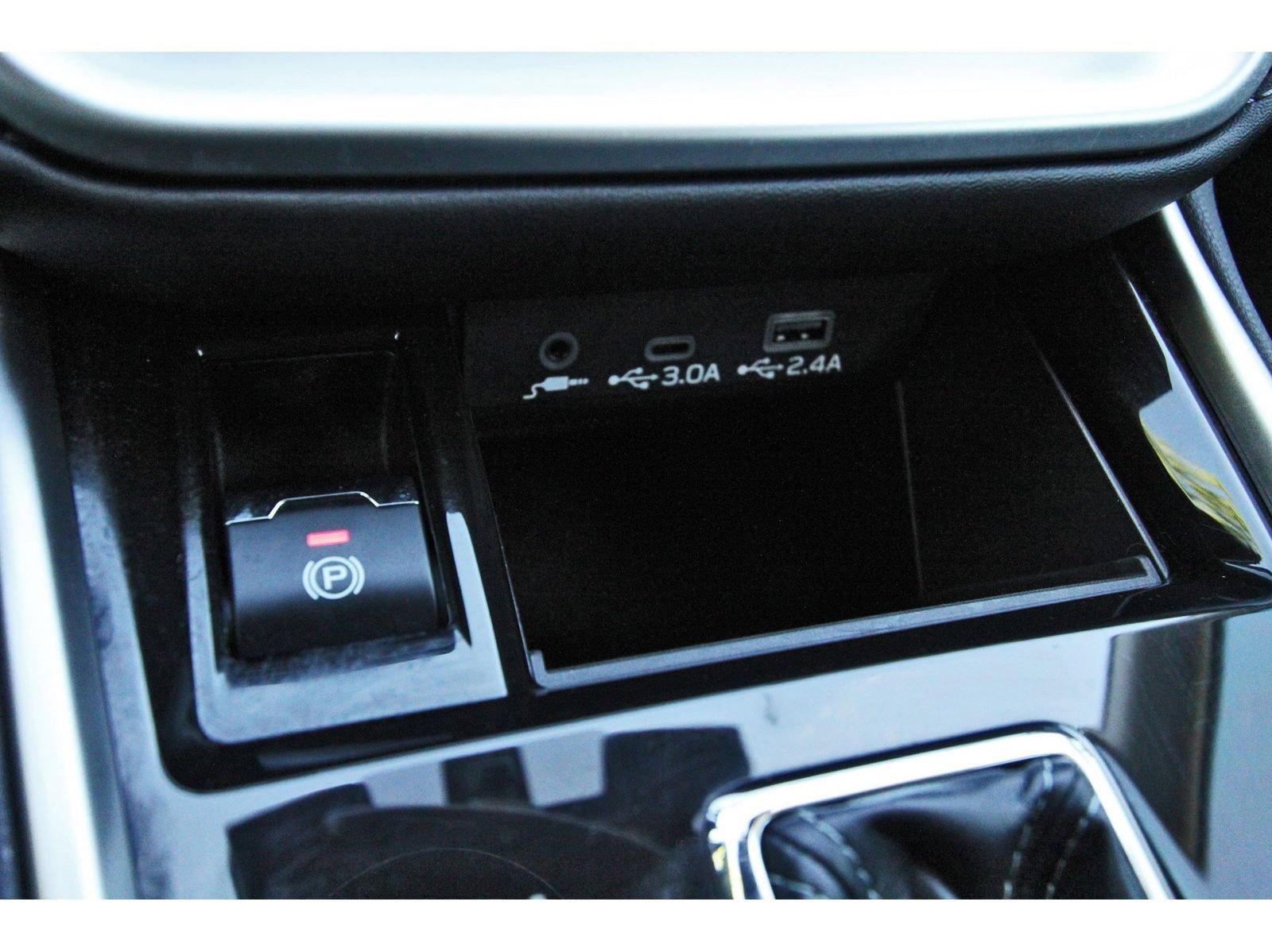 Certified 2024 Subaru Outback Limited image 27