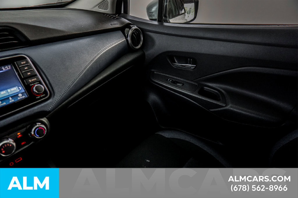 Used 2025 Nissan Versa SV FWD image 36