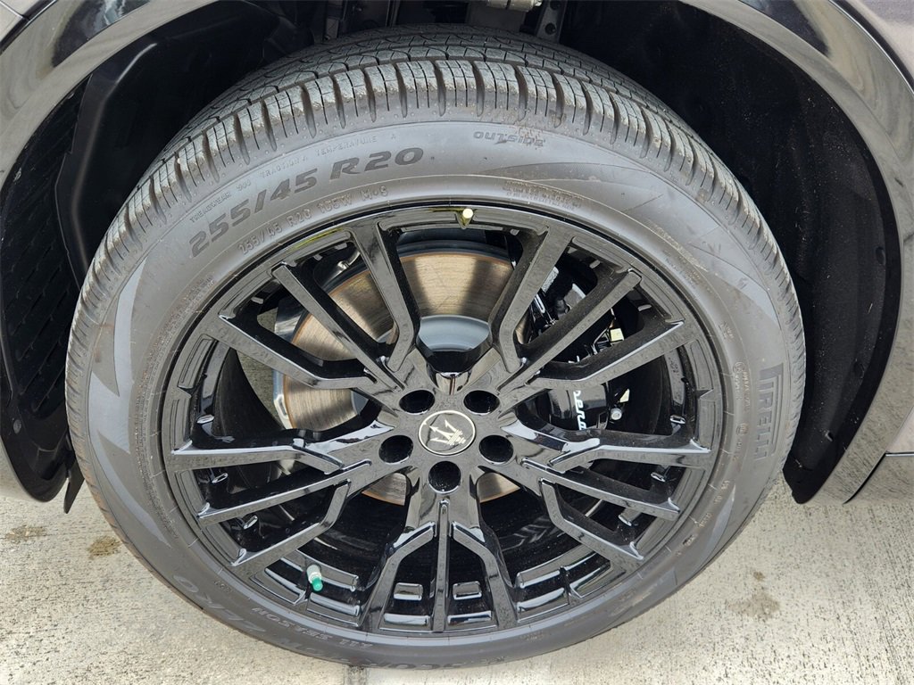 New 2025 Maserati Grecale Modena image 5