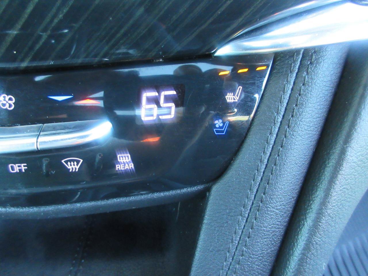 Used 2020 Cadillac XT6 Premium Luxury AWD/4WD image 25