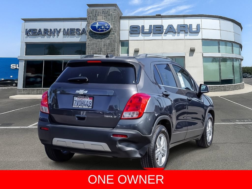 Used 2016 Chevrolet Trax LT w/ LT Sun and Sound Package FWD image 6