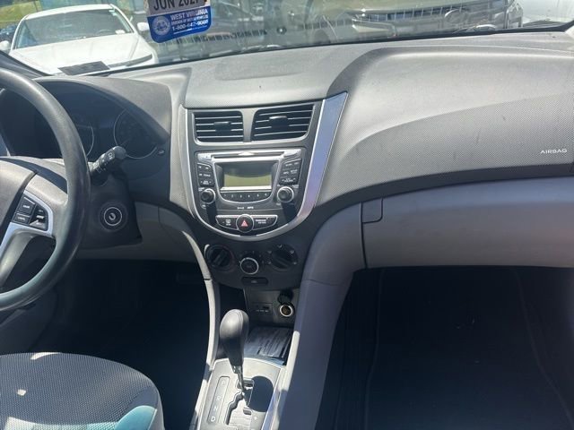 Used 2013 Hyundai Accent GS FWD image 11