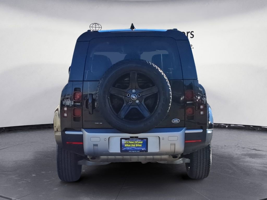 Used 2020 Land Rover Defender 110 HSE AWD/4WD image 4