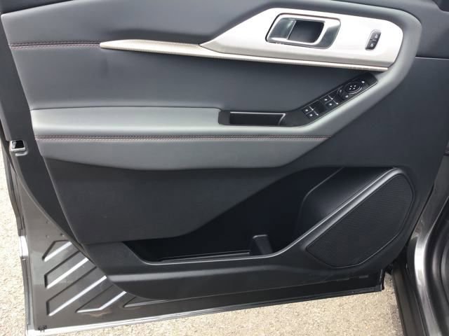 New 2025 Ford Explorer Active w/ Active Comfort Package image 10