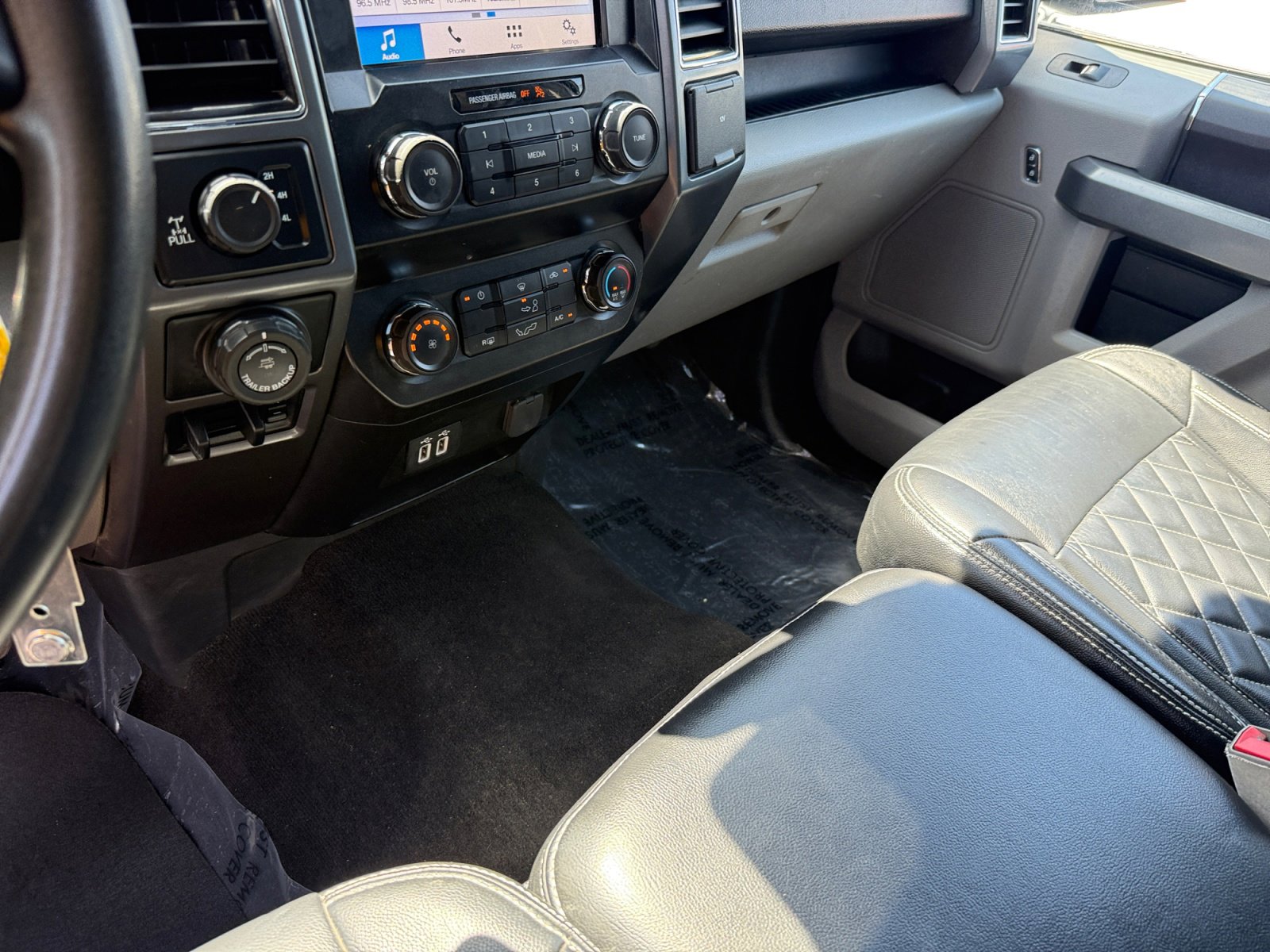 Certified 2019 Ford F150 XLT w/ Trailer Tow Package AWD/4WD image 13