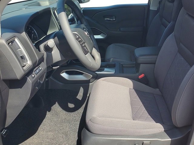 New 2025 Nissan Frontier SV w/ SV Convenience Package image 11