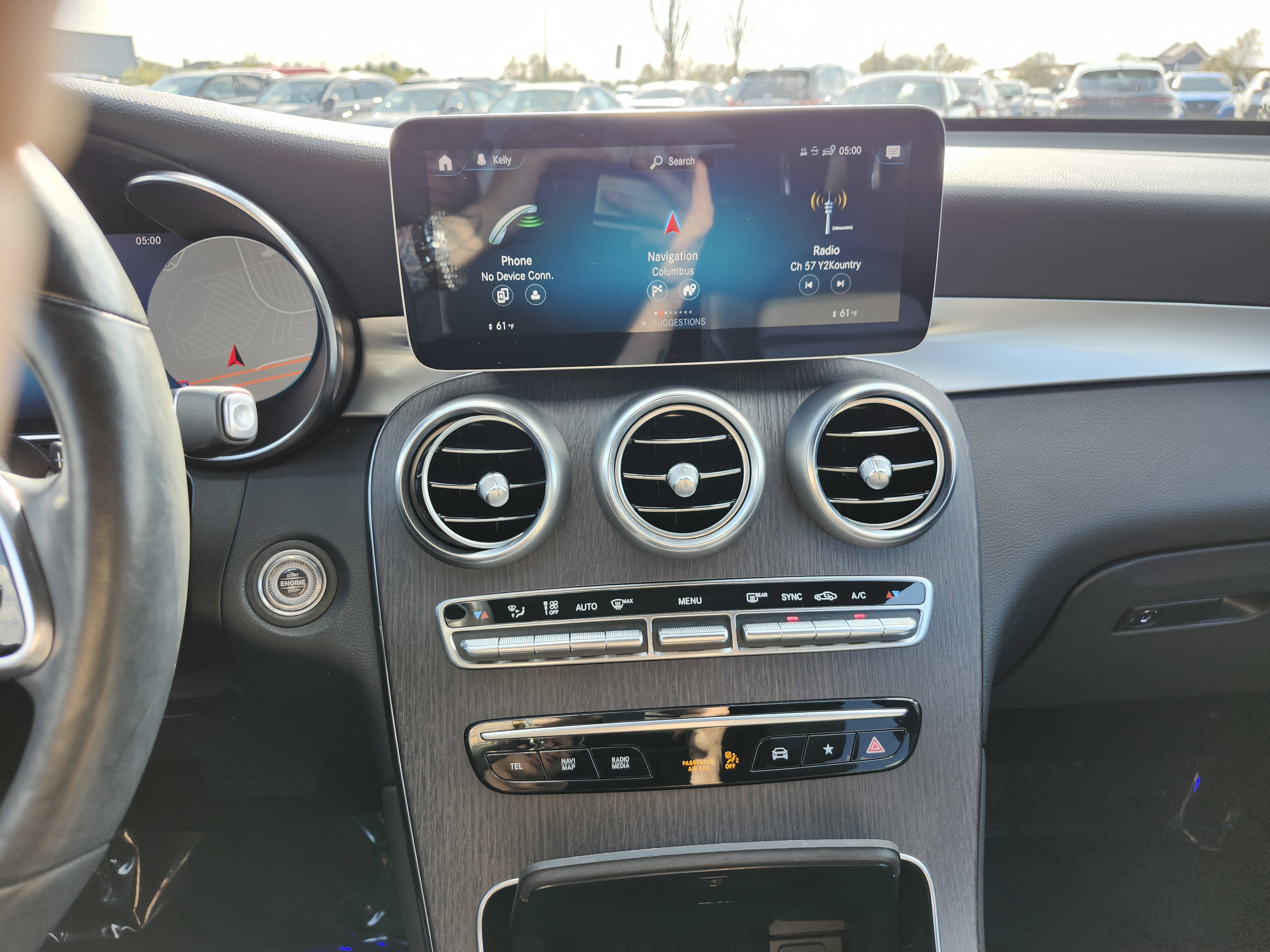 Used 2020 Mercedes-Benz GLC 300 4MATIC image 32