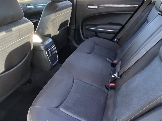 Used 2022 Chrysler 300 Touring w/ Sport Appearance Package image 23