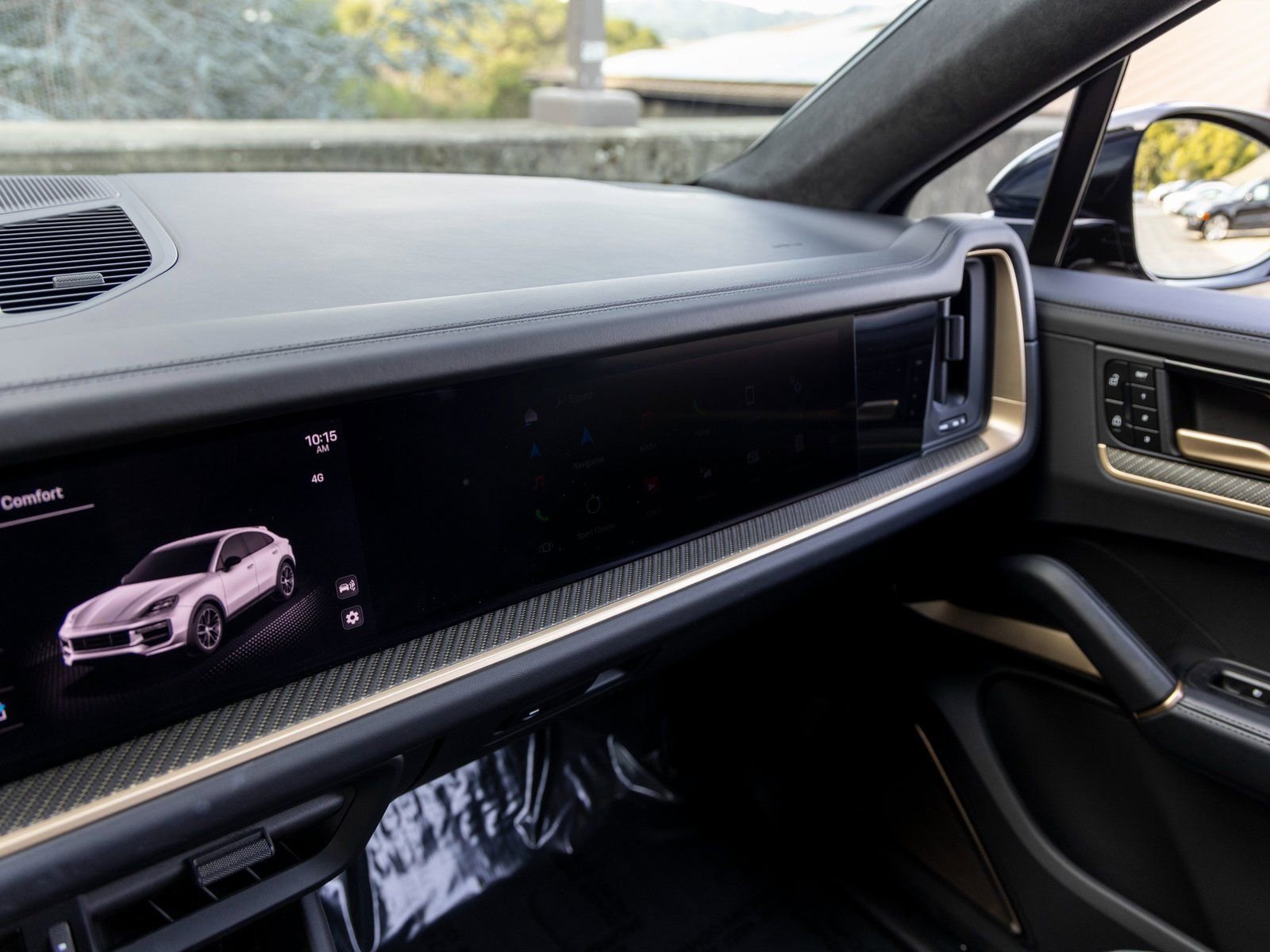 Certified 2025 Porsche Cayenne GTS image 39