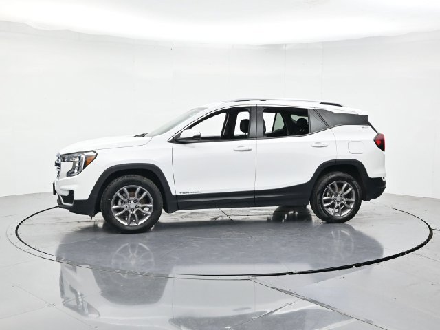 Used 2024 GMC Terrain SLT AWD/4WD image 6