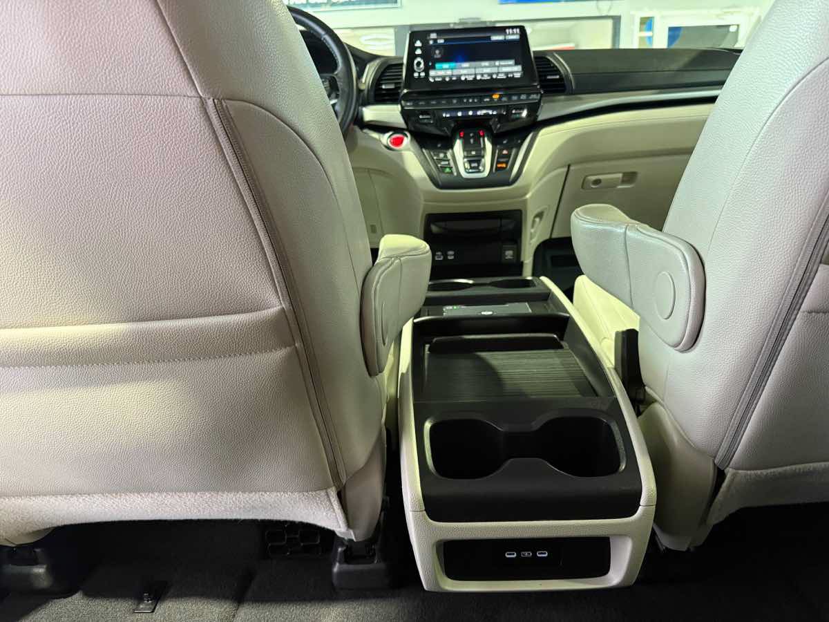Used 2025 Honda Odyssey EX-L image 24