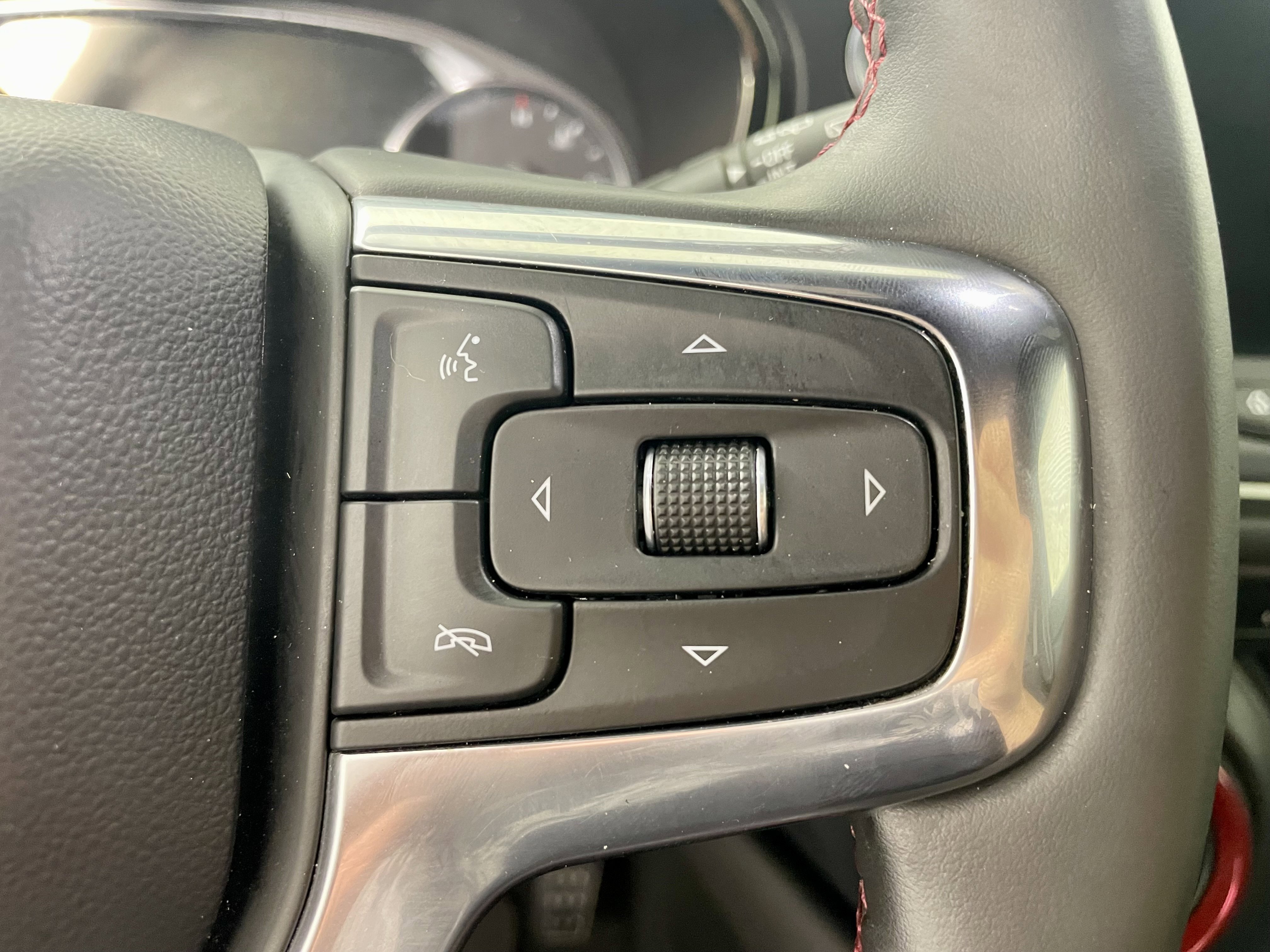 Used 2023 Chevrolet Blazer RS w/ Driver Confidence II Package image 18