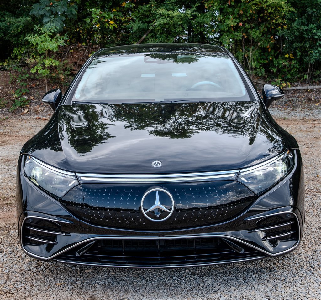 Used 2023 Mercedes-Benz EQS 450+ Sedan w/ AMG Line Exterior Package image 8