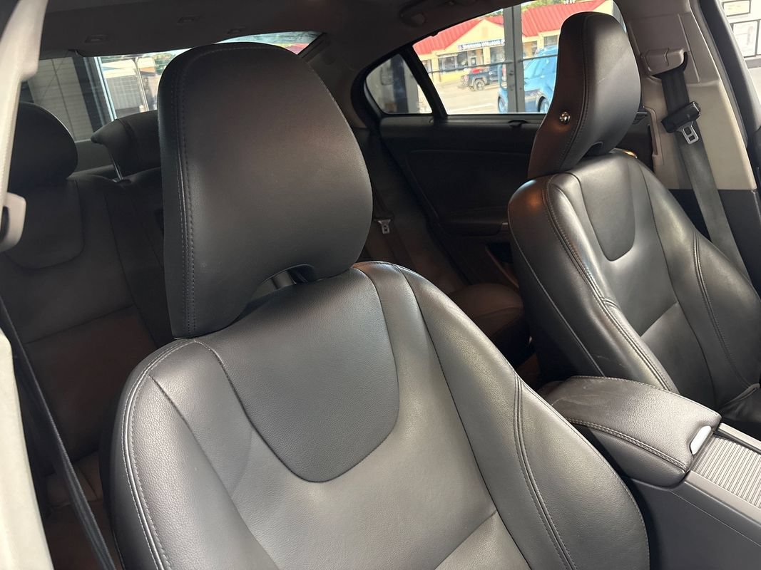 Used 2017 Volvo S60 T5 Inscription FWD image 46