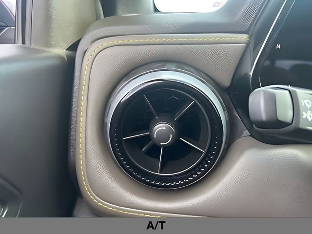 Used 2023 Chevrolet Colorado ZR2 w/ ZR2 Convenience Package III image 32