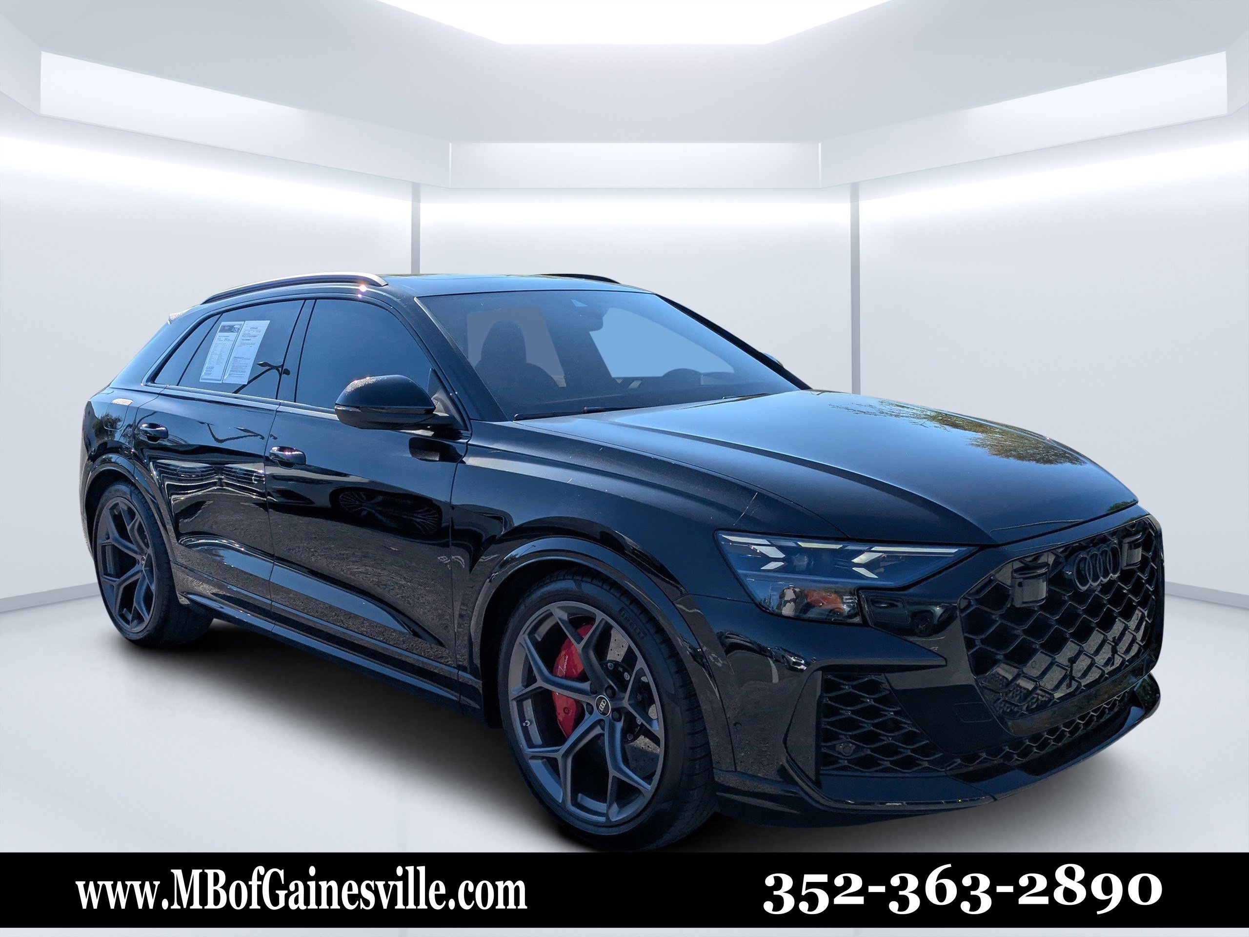 Used 2025 Audi RS Q8 performance