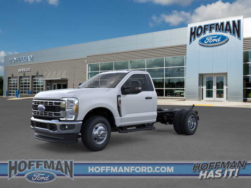 New 2025 Ford F350 XL w/ XL Chrome Package AWD/4WD image 4