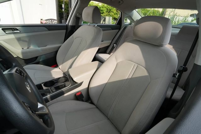 Used 2018 Hyundai Sonata SE FWD image 21