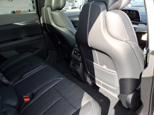 New 2026 Cadillac Optiq Sport 2 AWD/4WD image 20