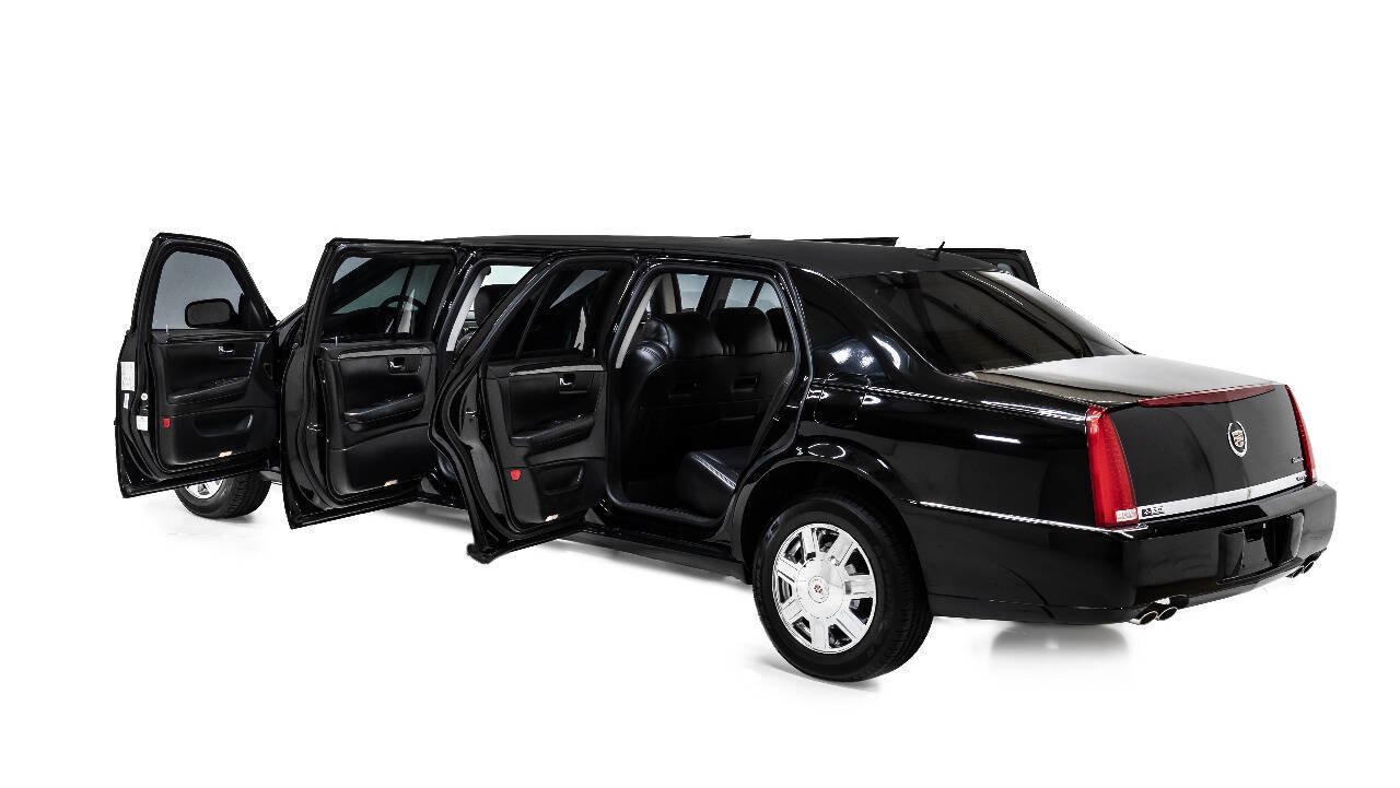 Used 2008 Cadillac DTS Limousine FWD image 5