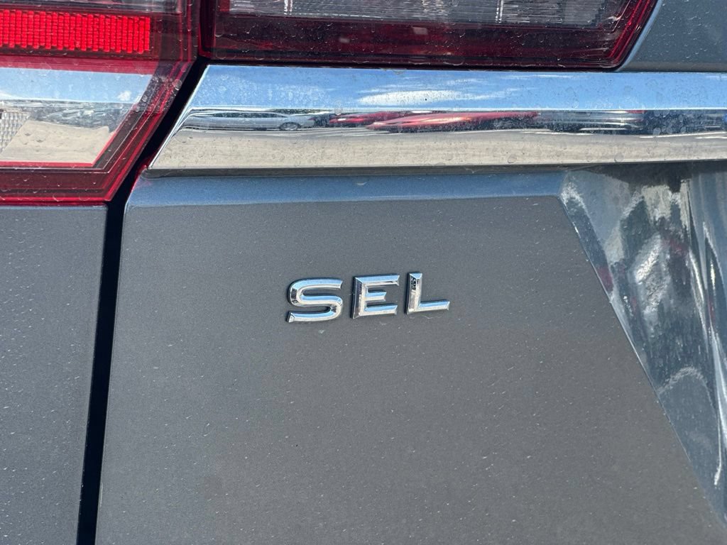 Used 2018 Volkswagen Atlas SEL Premium AWD/4WD image 6