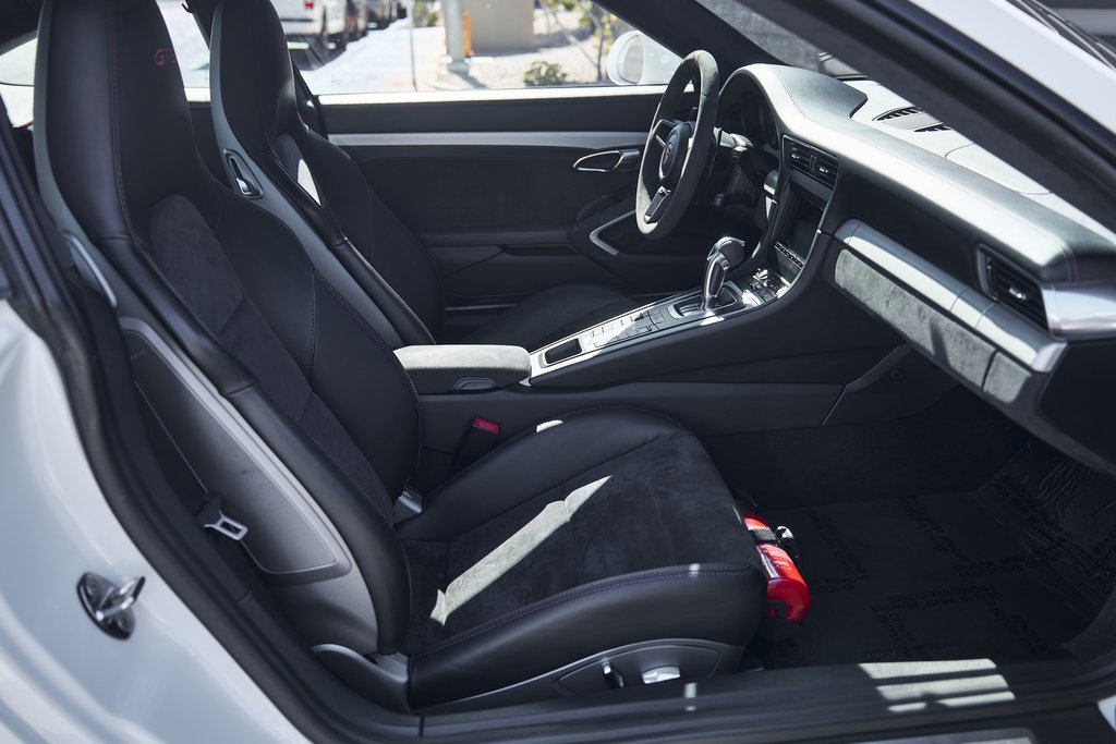 Used 2014 Porsche 911 GT3 image 22