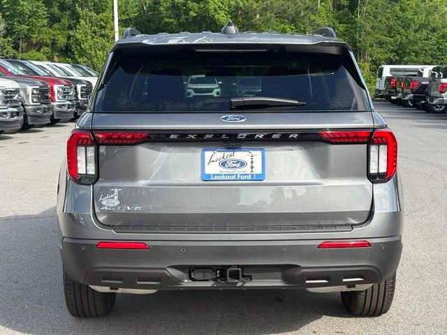 New 2026 Ford Explorer Active RWD image 4
