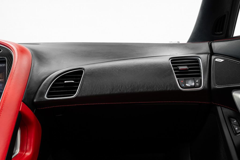 Used 2015 Chevrolet Corvette Z06 w/ 3LZ Preferred Equipment Group image 33