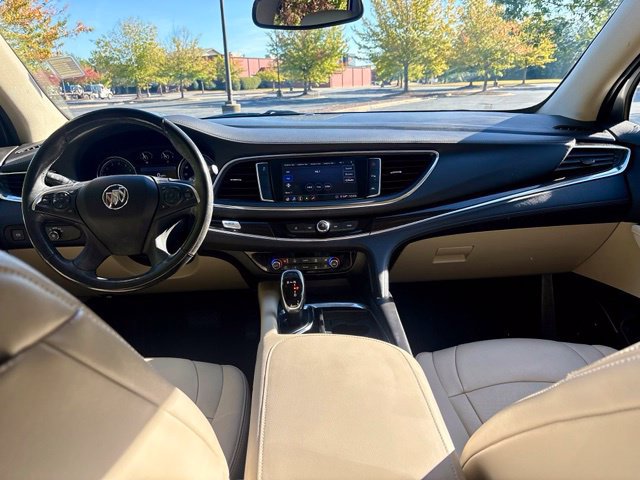 Used 2020 Buick Enclave Premium w/ Sun and Sites Package FWD image 22