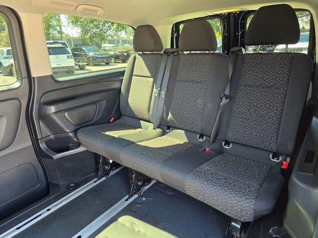 Used 2023 Mercedes-Benz Metris Passenger image 28