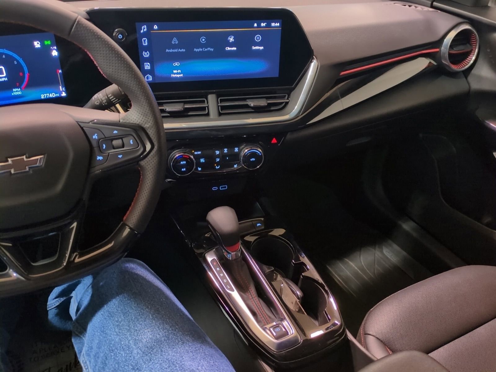 Used 2024 Chevrolet Trax RS w/ Driver Confidence Package image 20