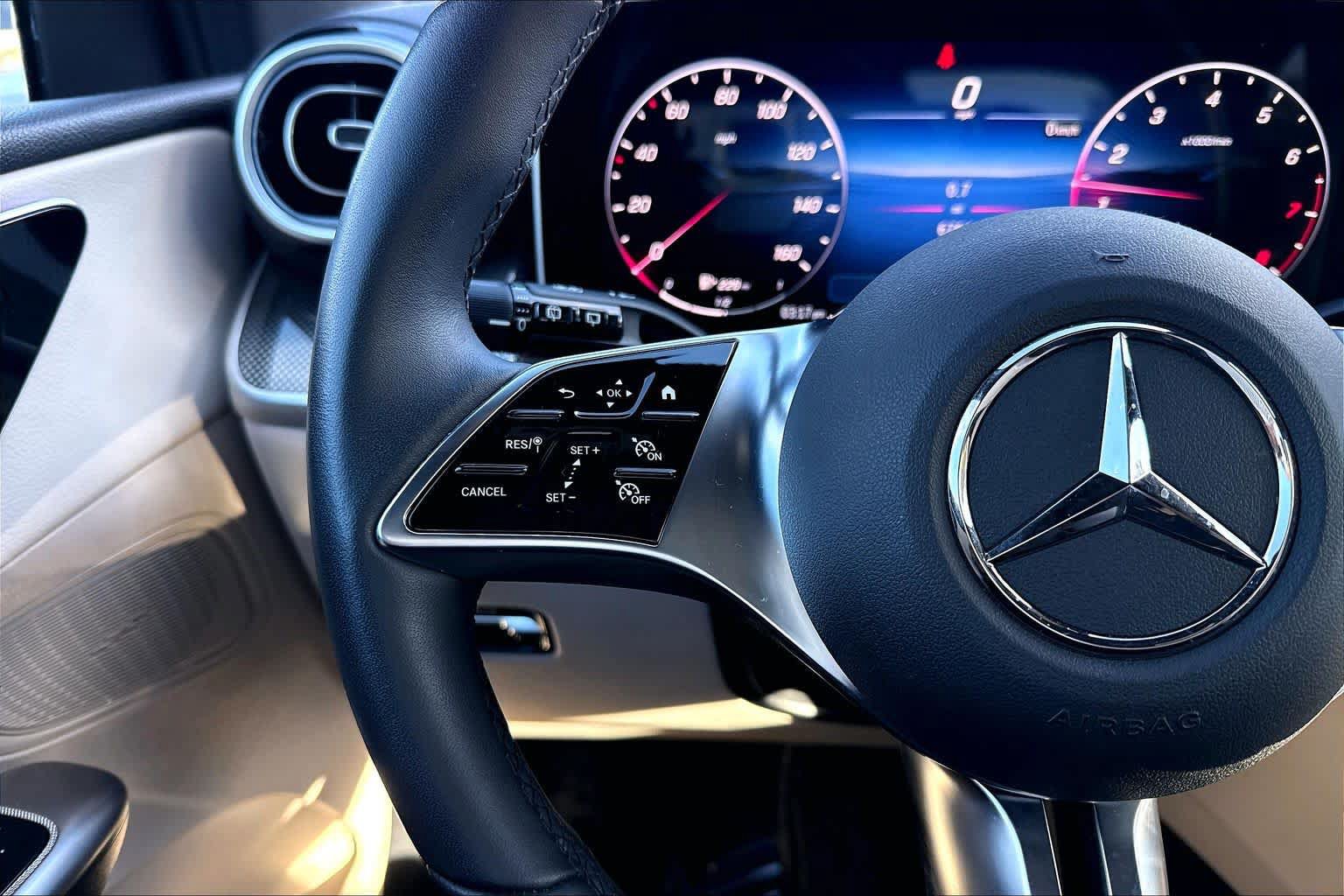 Certified 2026 Mercedes-Benz GLC 300 4MATIC image 24