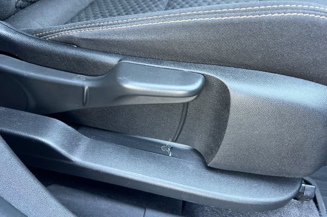 Used 2020 GMC Terrain SLE w/ LPO, Floor Liner Package AWD/4WD image 23