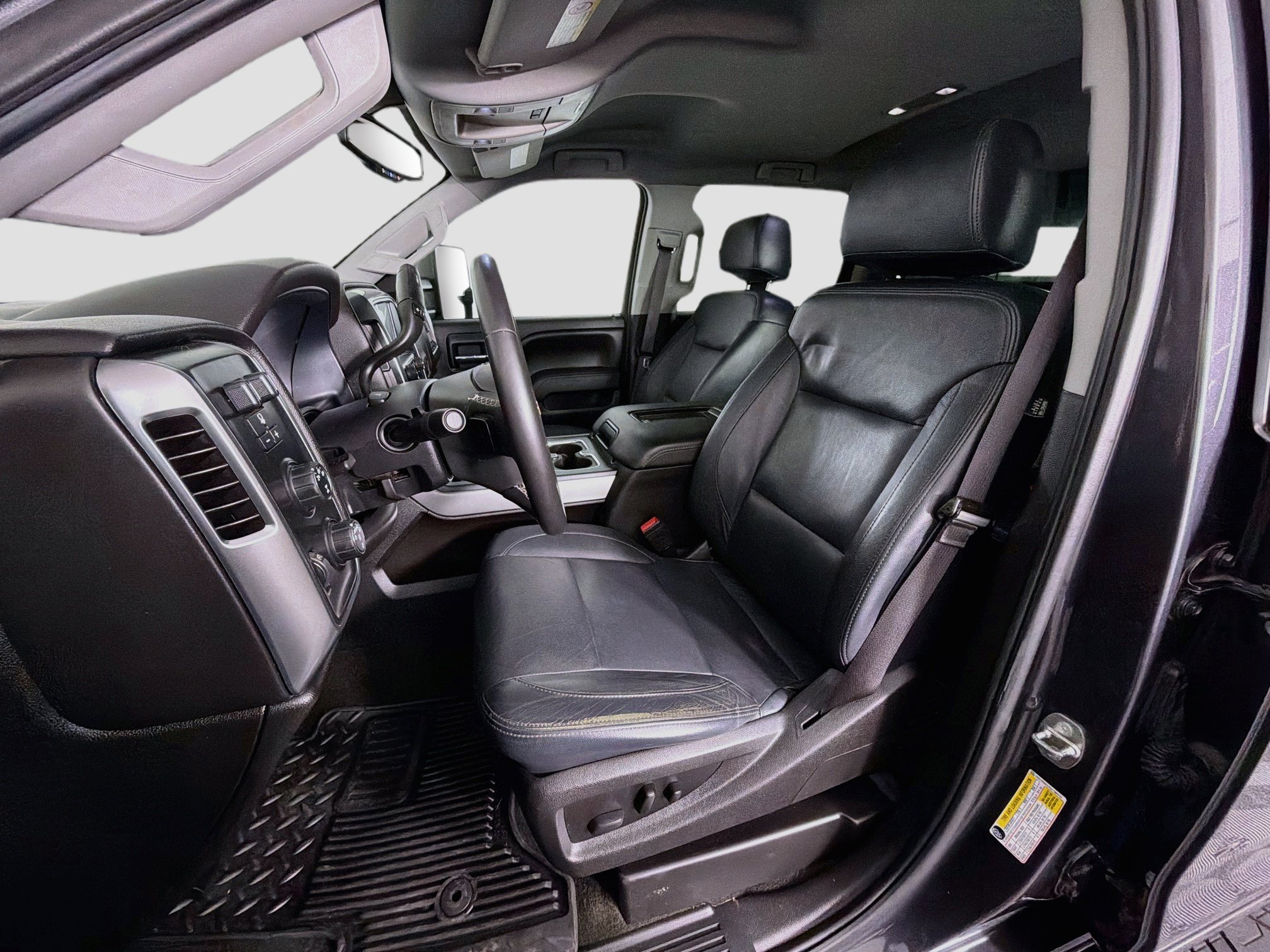 Used 2016 Chevrolet Silverado 2500 LT w/ LT Convenience Package AWD/4WD image 13
