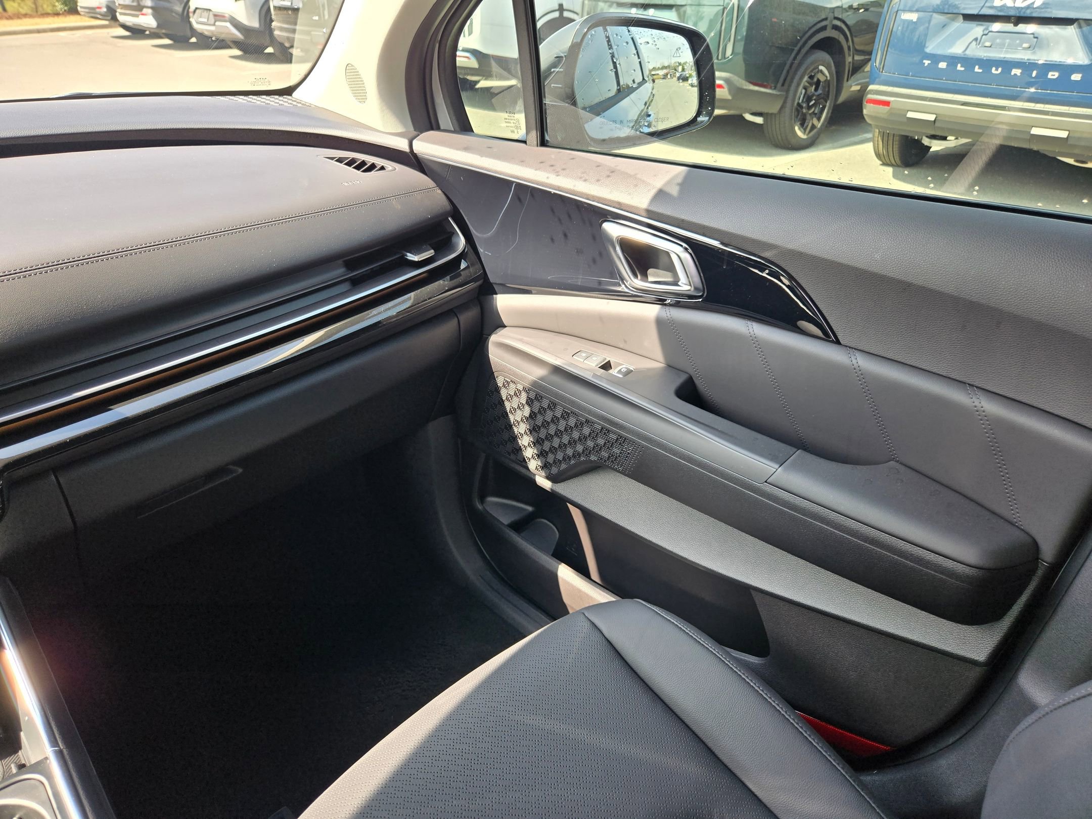 New 2026 Kia Carnival SX Prestige FWD image 11