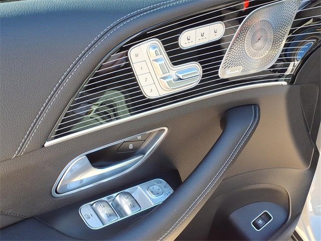 Used 2024 Mercedes-Benz GLS 580 4MATIC image 18