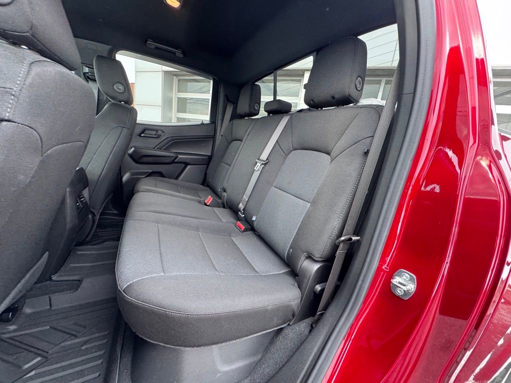 Used 2025 Chevrolet Colorado W/T w/ Advanced Trailering Package image 28