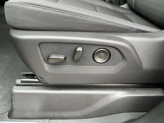 New 2026 GMC Sierra 1500 SLE image 15