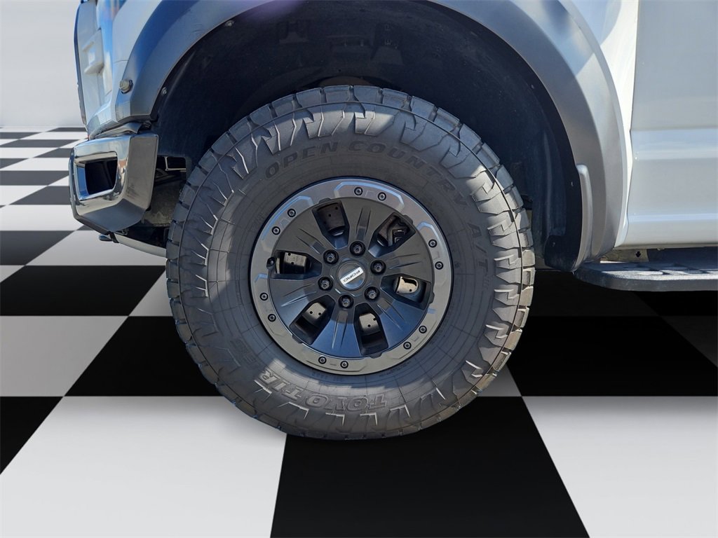 Used 2018 Ford F150 Raptor w/ Equipment Group 802A Luxury image 14