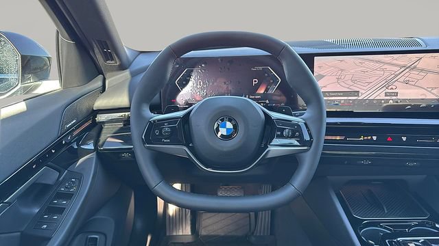 Certified 2025 BMW 530i xDrive w/ Premium Package AWD/4WD image 11