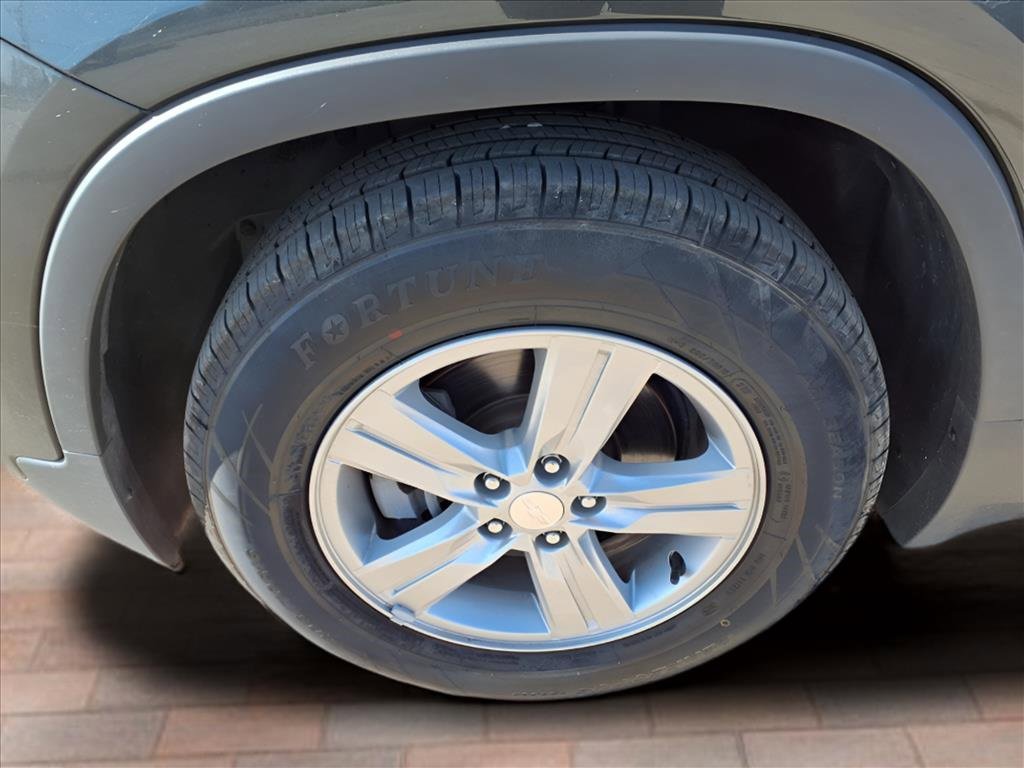 Used 2019 Chevrolet Trax LS image 24