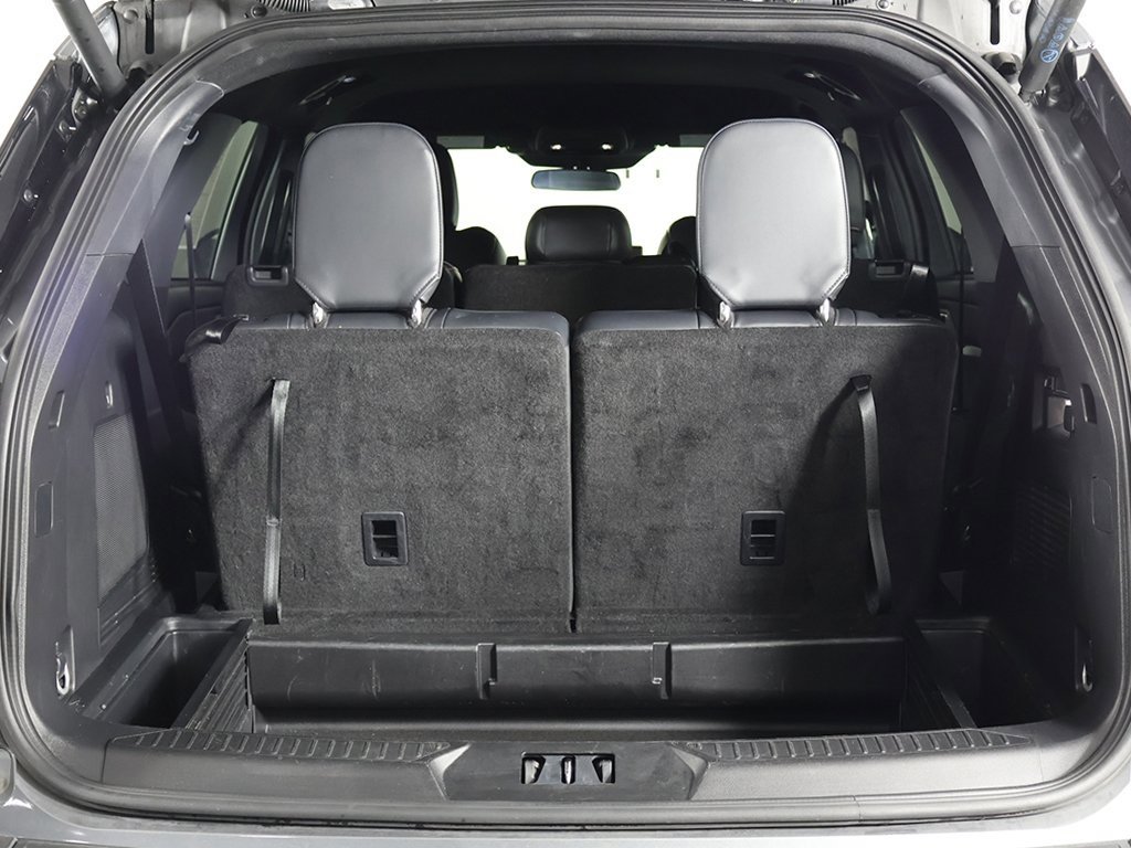 Used 2025 Ford Explorer ST-Line w/ ST-Line Street Pack image 20