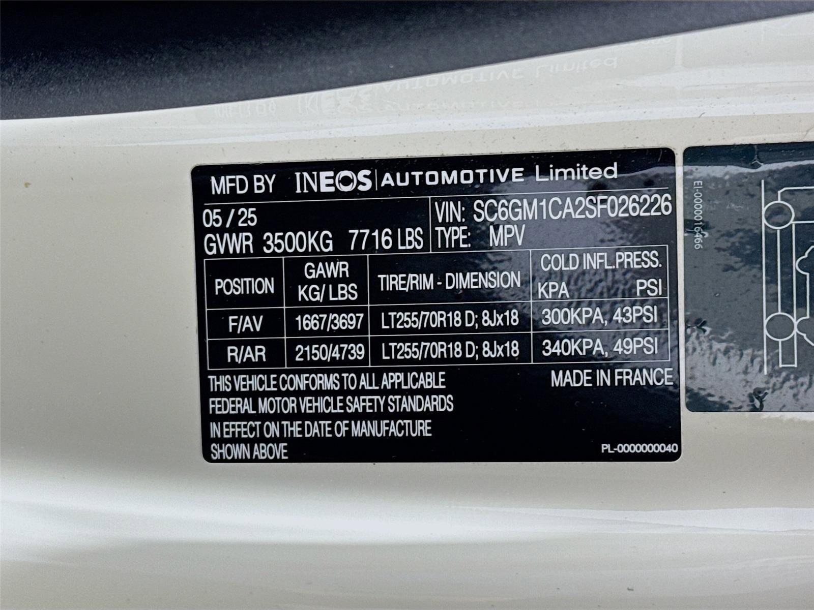 Used 2025 INEOS Grenadier AWD/4WD image 31