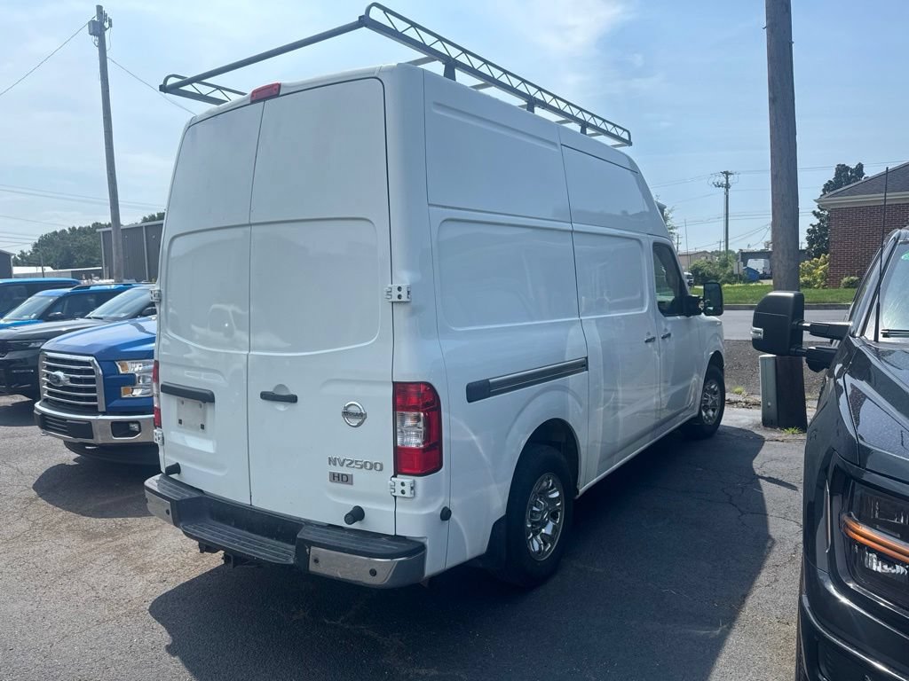 Used 2014 Nissan NV 2500 SV w/ V8 Appearance Package RWD image 3