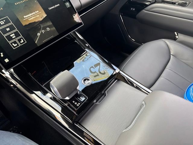 New 2025 Land Rover Range Rover Sport Dynamic SE image 15