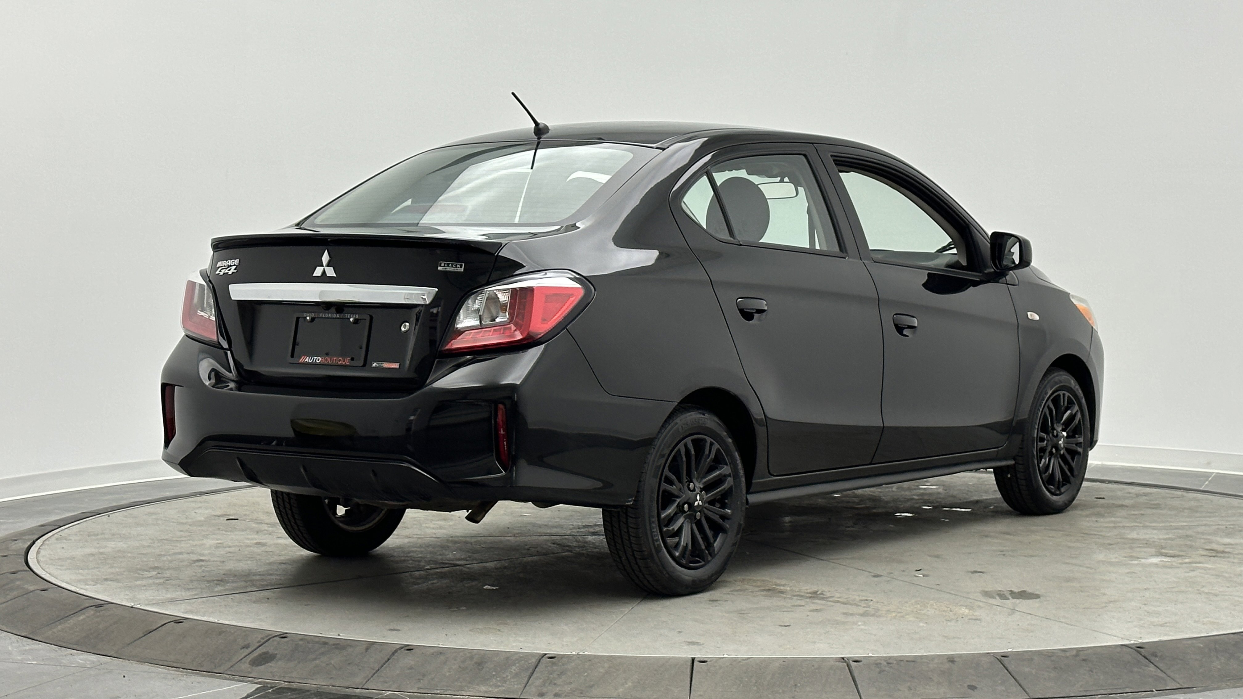 Used 2023 Mitsubishi Mirage G4 Black Edition image 4