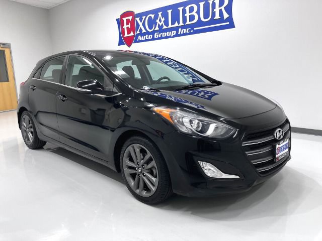 Used 2016 Hyundai Elantra GT w/ Option Group 02 image 3