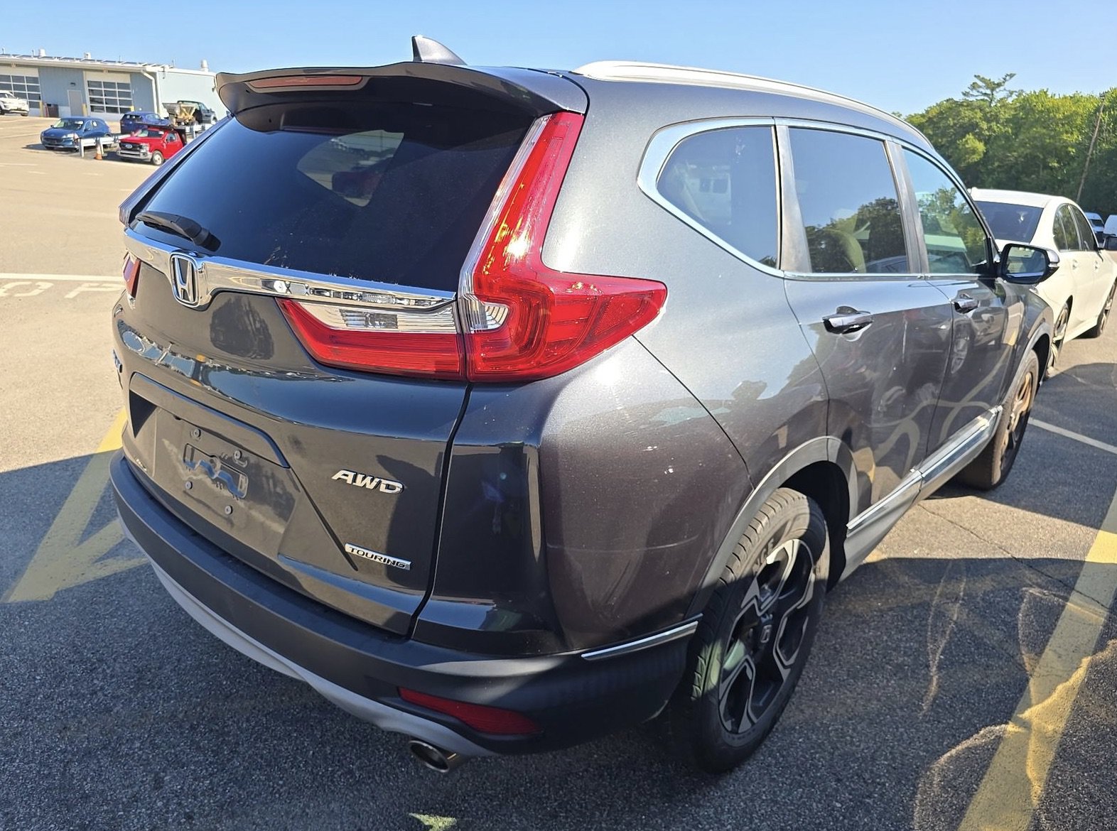 Used 2019 Honda CR-V Touring image 4